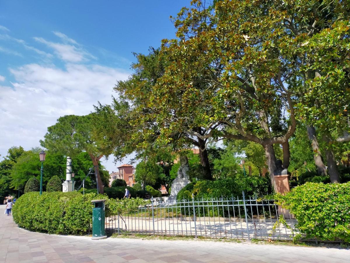 Apartament Biennale Near San Marco *