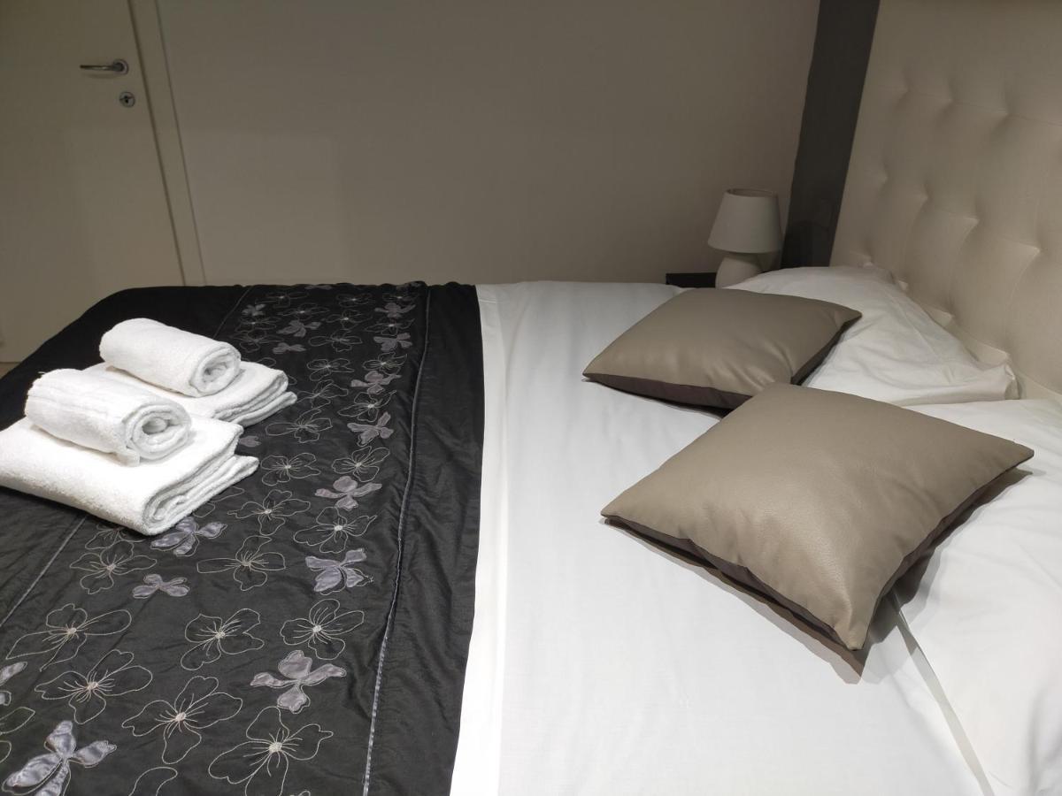 Apartament Biennale Near San Marco Wenecja